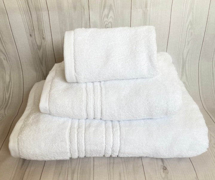 Personalised Mr/Mrs Pack of 2 Towel White Colour Customise your own Size 75x45cm image 2